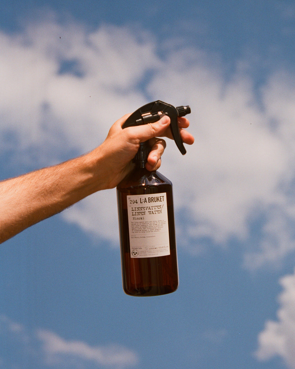 L:A BRUKET 294 Linen Water Hinoki 1000ml