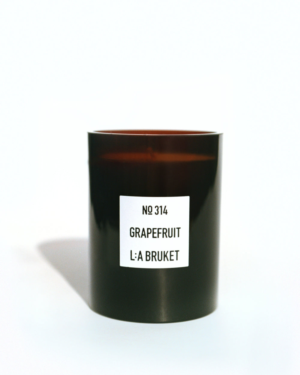 L:A BRUKET 314 Scented Candle Grapefruit 260g