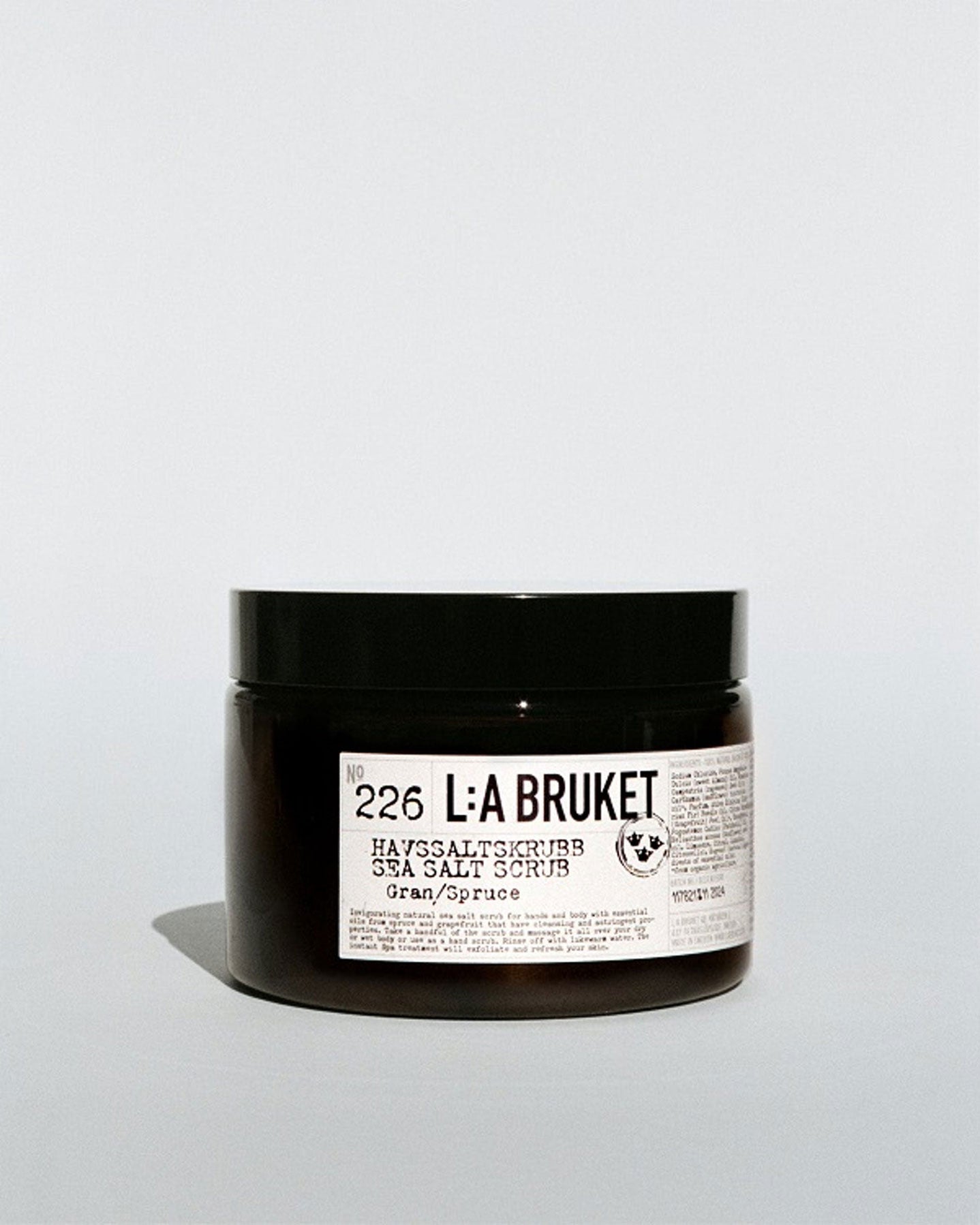 L:A BRUKET 226 Sea Salt Scrub Spruce 420g
