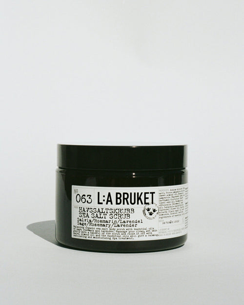 L:A BRUKET 063 Sea Salt Scrub Sage Rosemary Lavender 420g