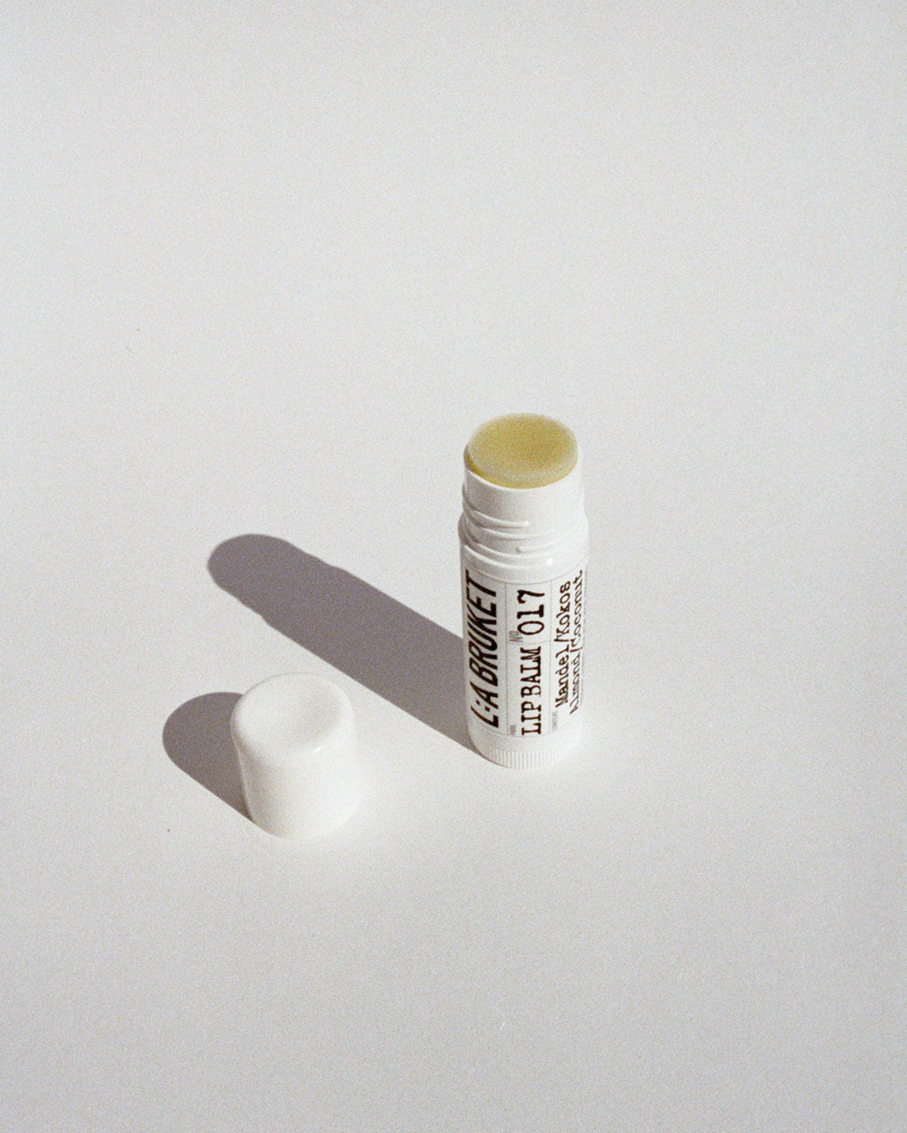 L:A BRUKET 017 Lip Balm Almond Coconut 14g