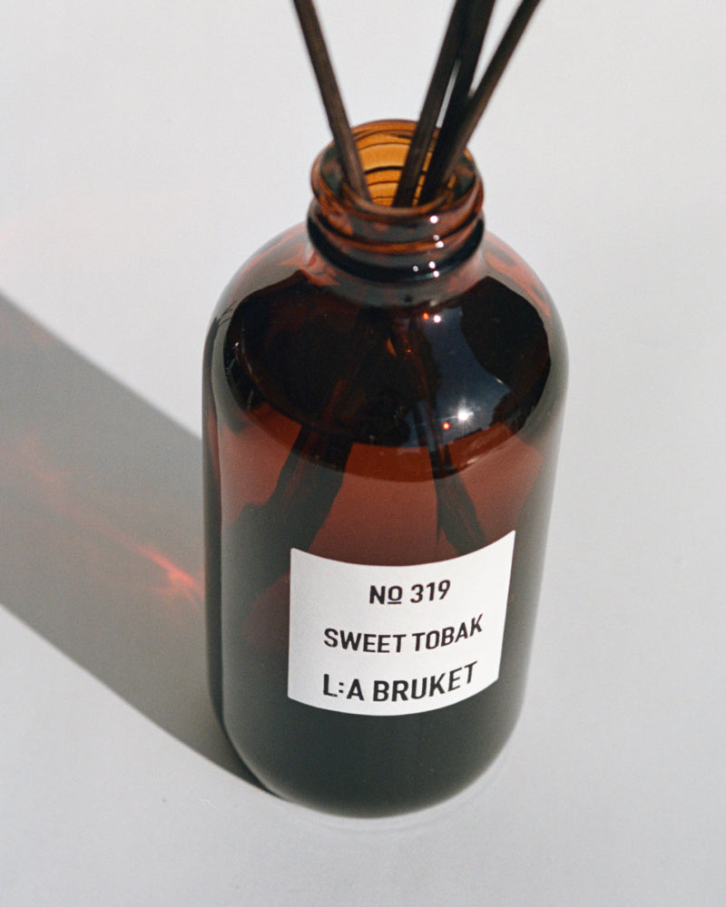 L:A BRUKET 319 Room Diffuser Sweet Tobak 200ml