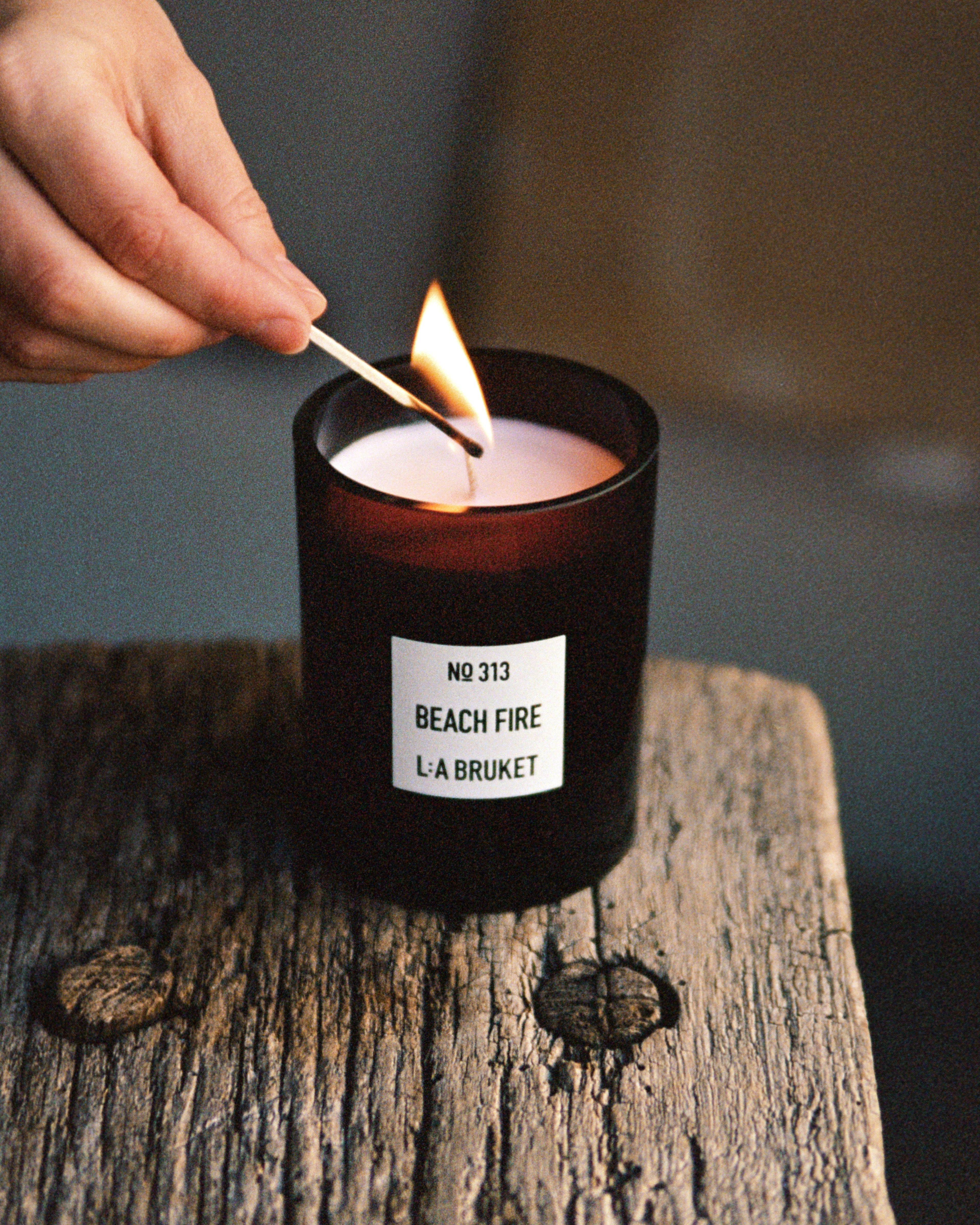 L:A BRUKET 313 Scented Candle Beach Fire 260g