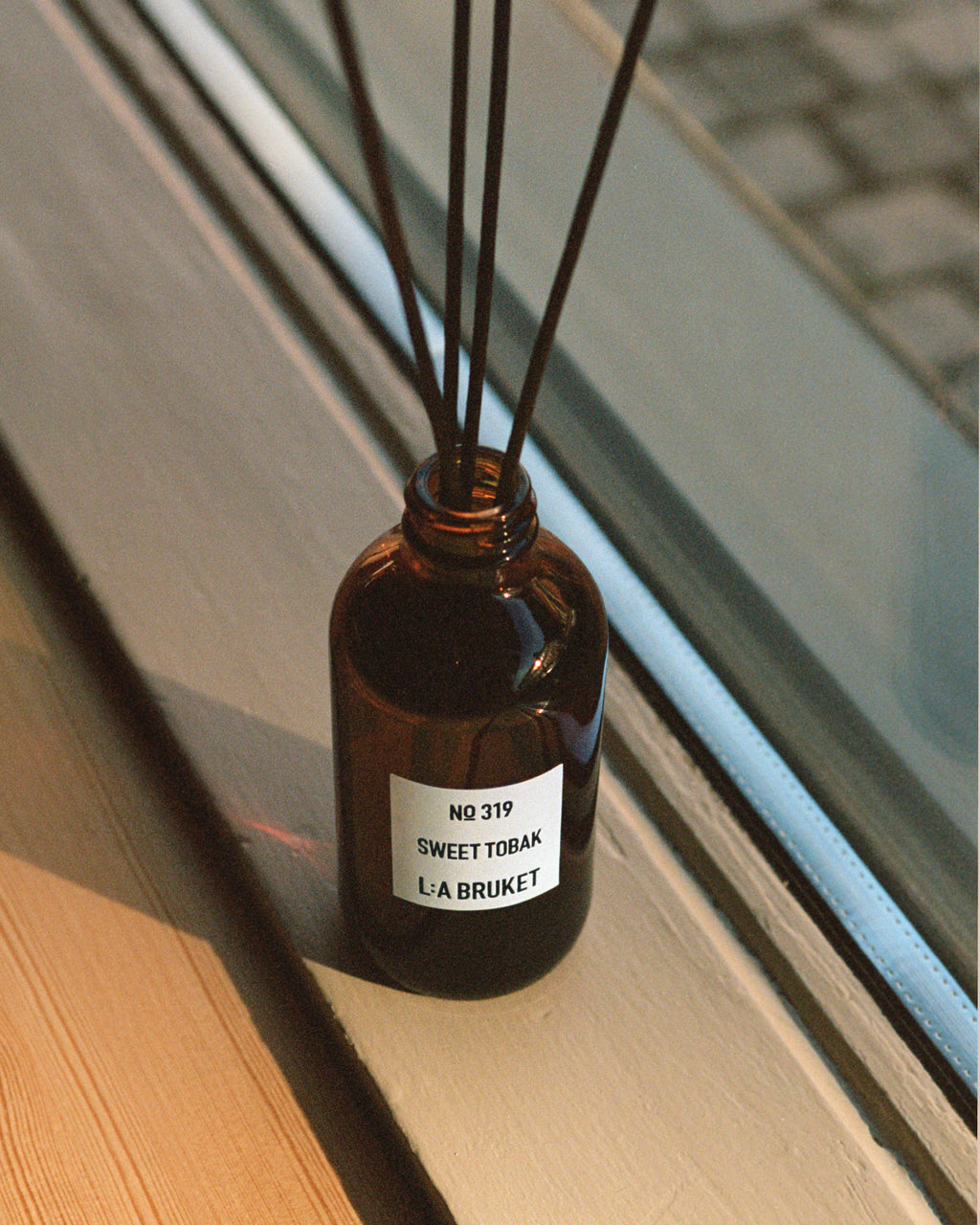 L:A BRUKET 319 Room Diffuser Sweet Tobak 200ml