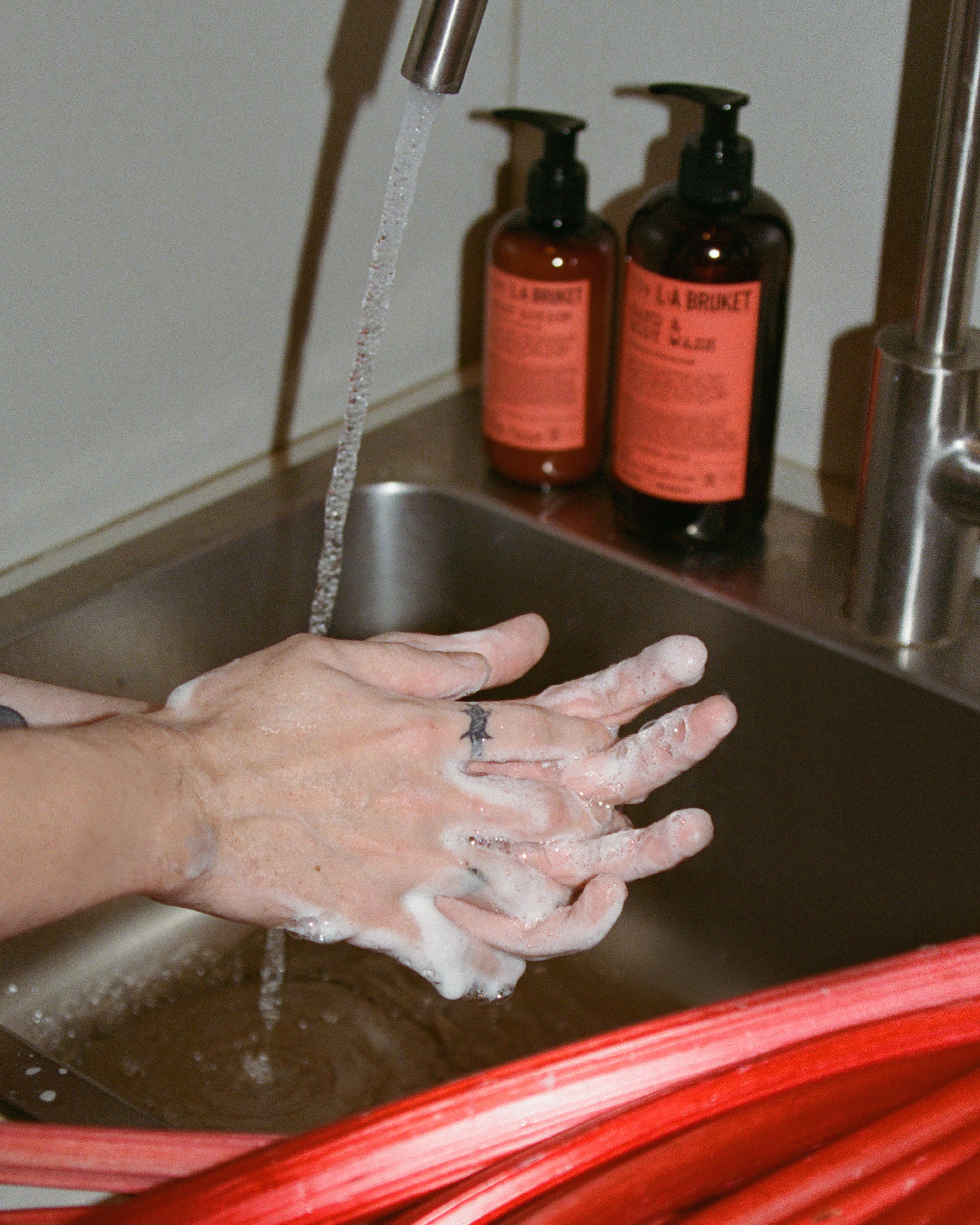L:A BRUKET 339 Hand & Body Wash Rhubarb Geranium 450ml
