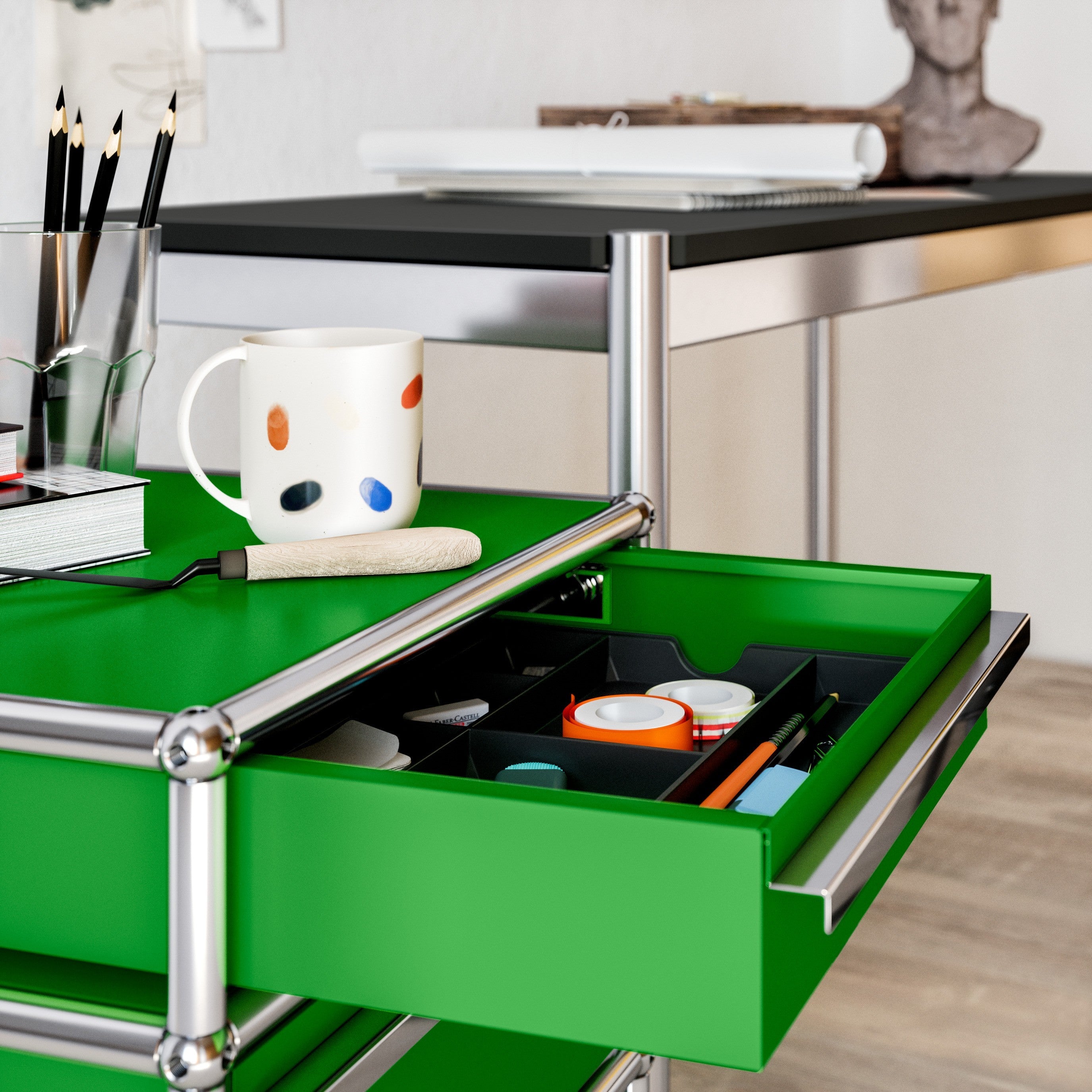 USM Haller table black linoleum (T69)