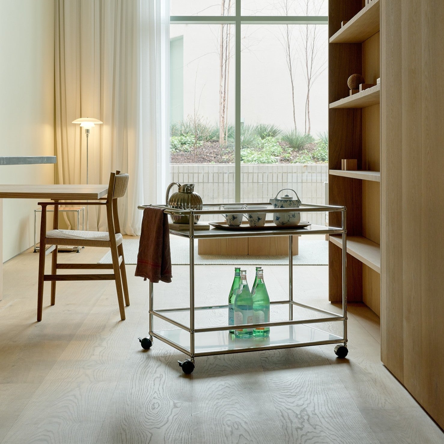 USM Haller Serving Cart (L18)