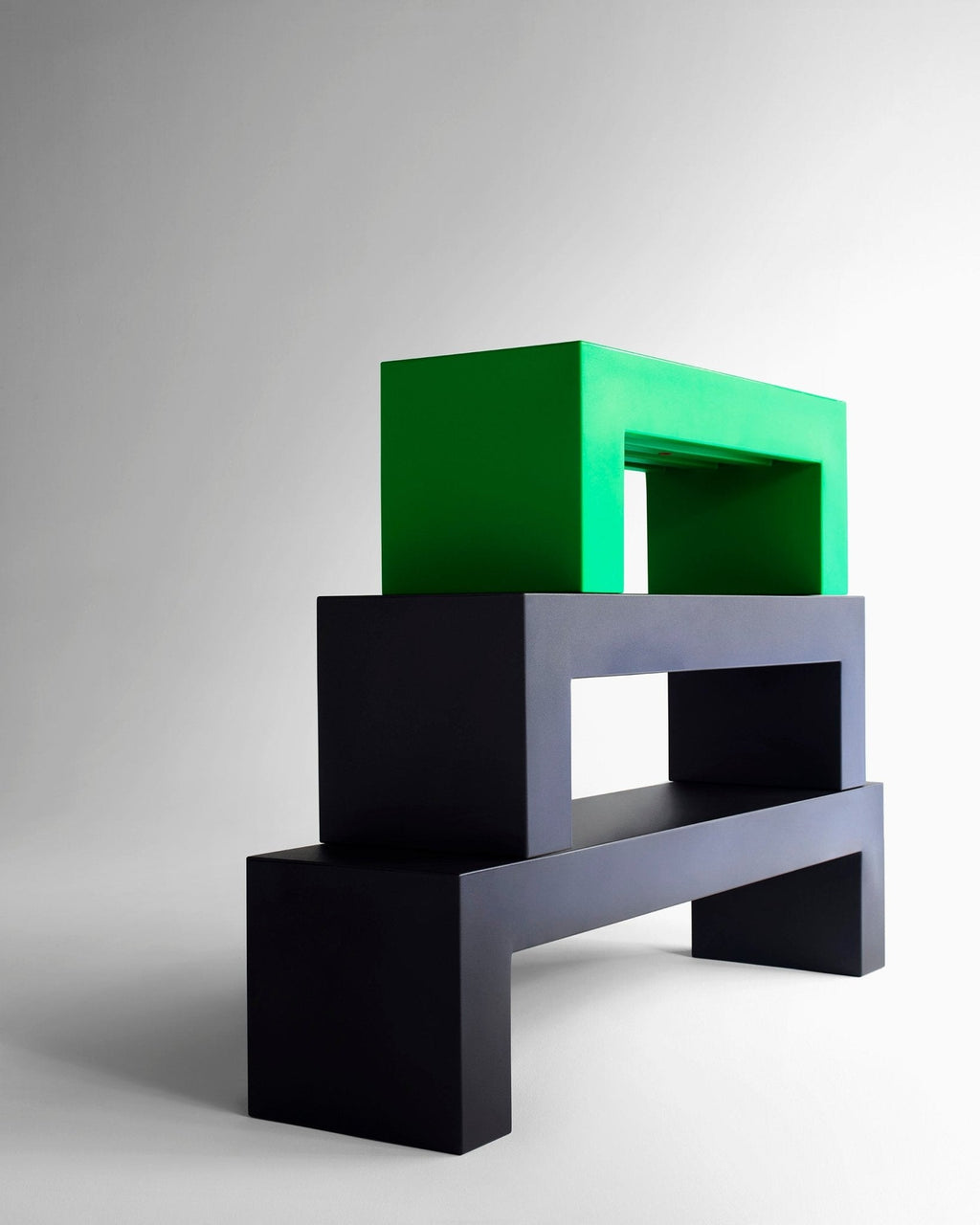 Vignelli Bench